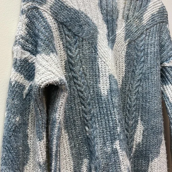 Pilcro Spotted Turtleneck Sweater From Anthropologie!!🔥🔥🔥 - Picture 13 of 16